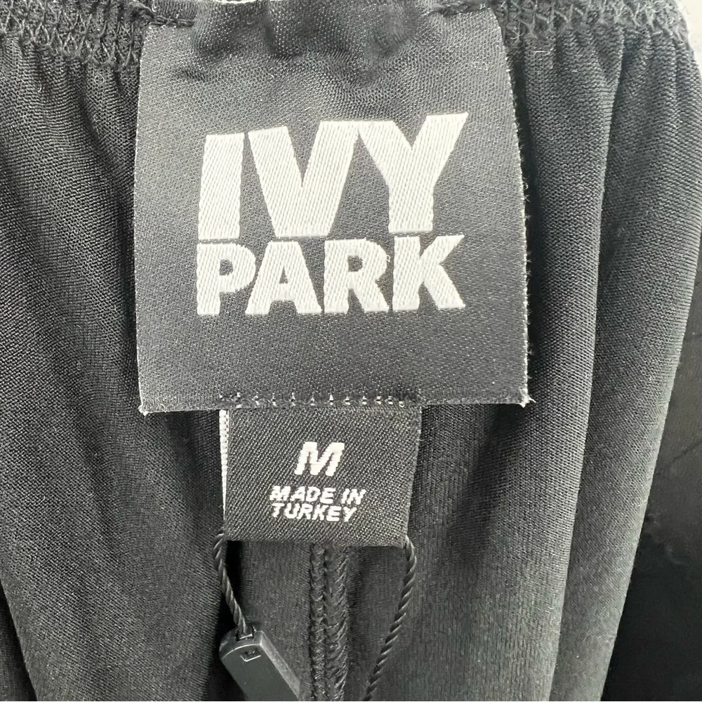 Ivy Park NWT Floral Mesh Basketball Shorts size Medium